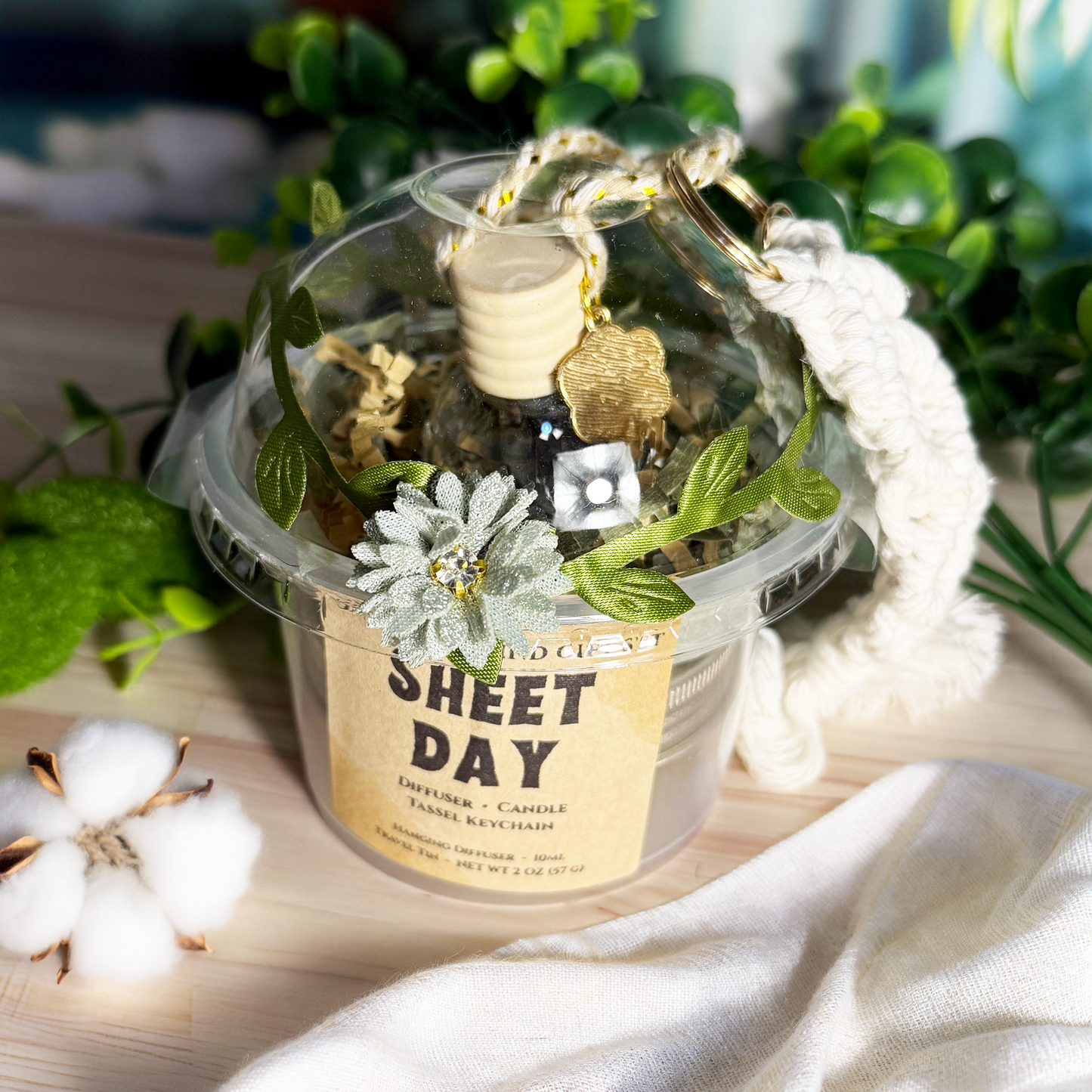 Sheet Day | Candle & Diffuser
